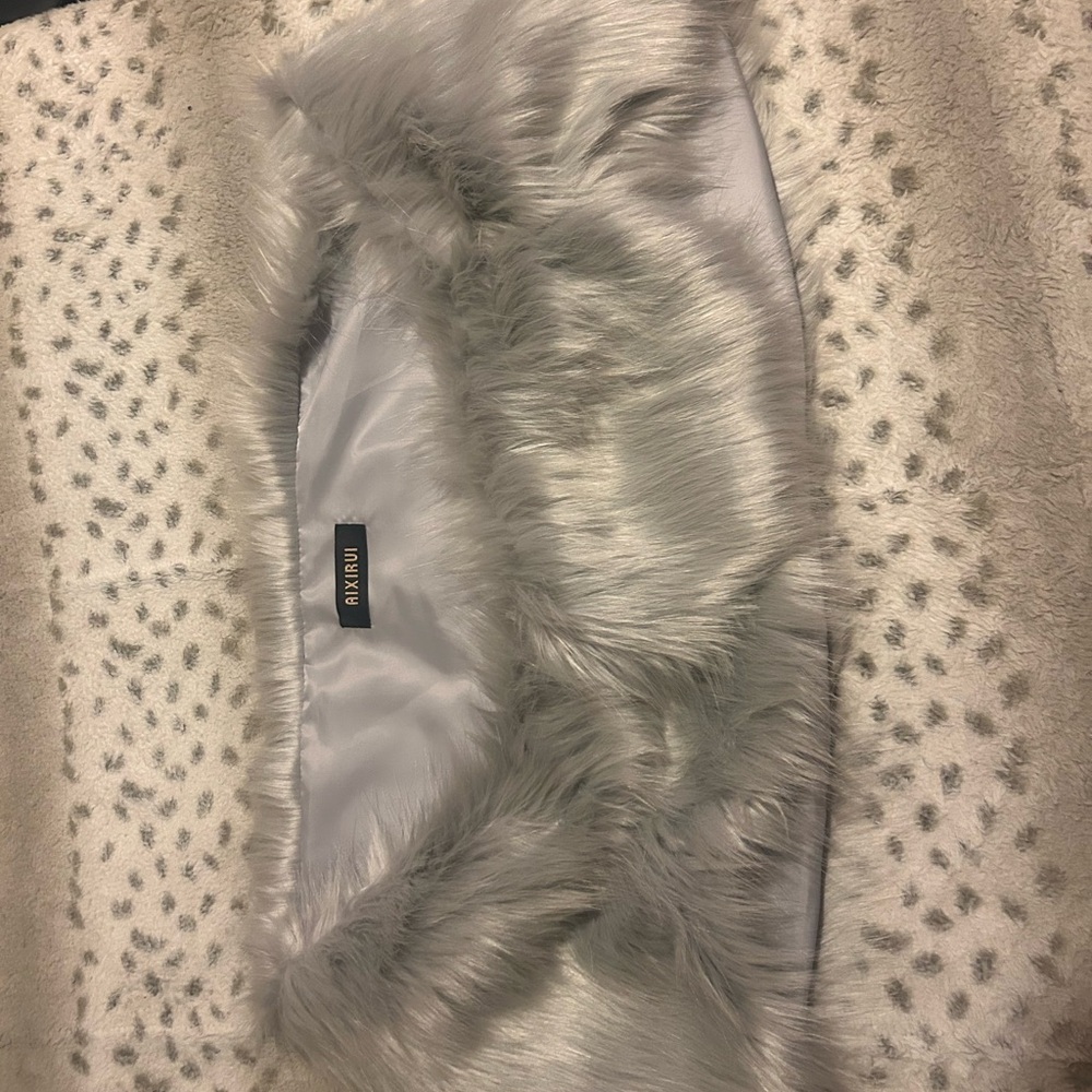 Faux Fur Gray Stole